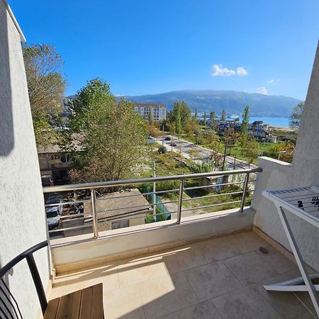 Sea & Sun Apartment Vlorë エクステリア 写真