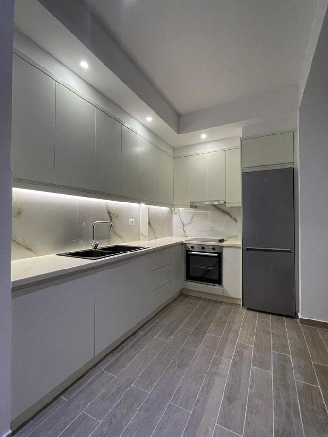 Sea & Sun Apartment Vlorë エクステリア 写真