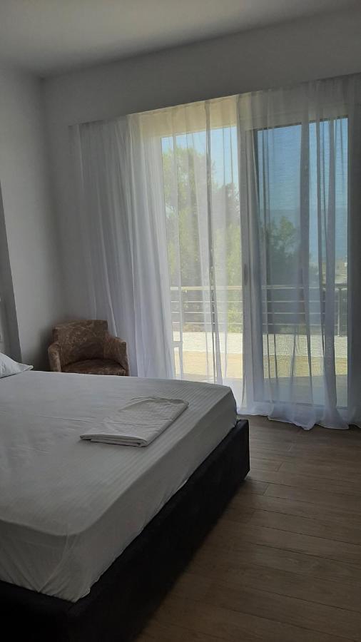 Sea & Sun Apartment Vlorë エクステリア 写真