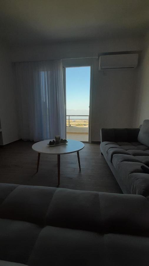 Sea & Sun Apartment Vlorë エクステリア 写真