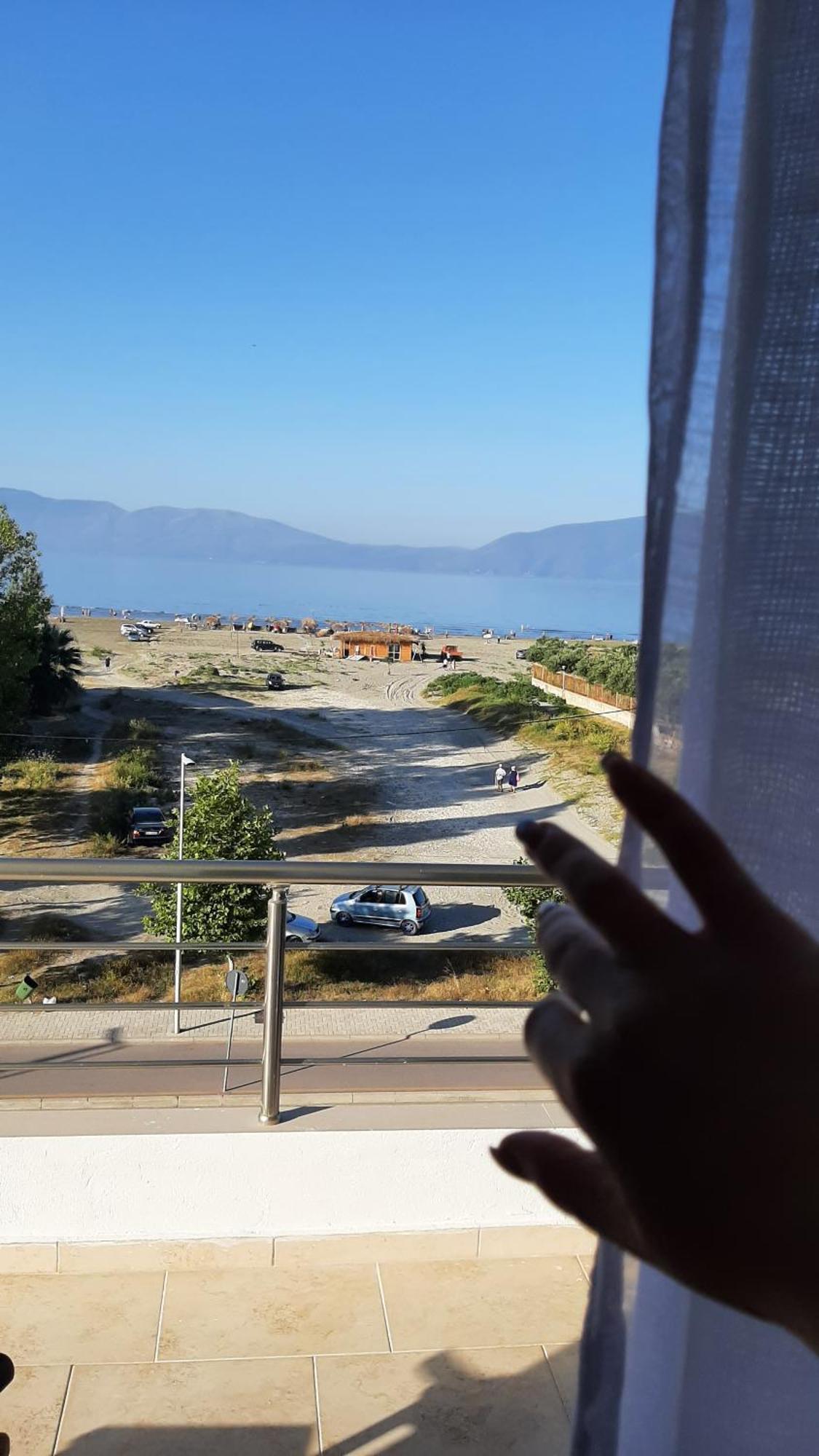 Sea & Sun Apartment Vlorë エクステリア 写真